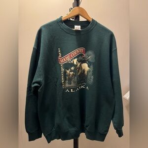 Vintage-style Moose Country Pullover